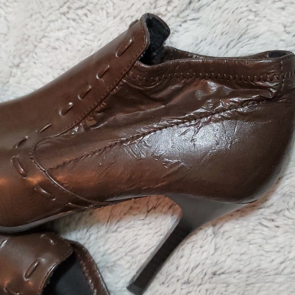 RAMPAGE Women's Calypso Brown Faux Leather 4" Heels-Stretch Foot Fit-EUC-Sz 8 - Picture 15 of 16
